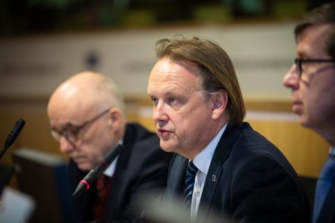 Abramavicius 